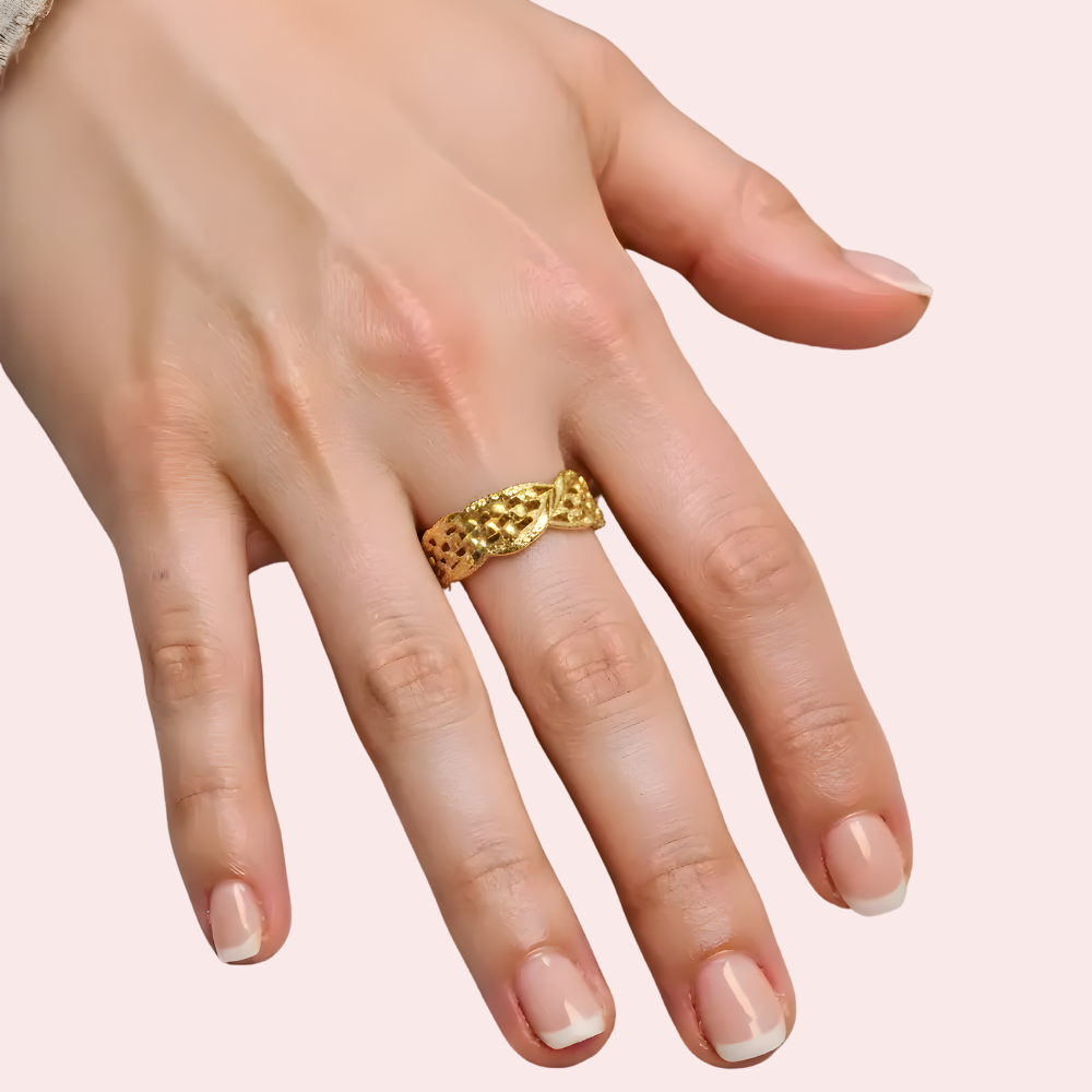 1KWJDBcJccgv2id6aEcoRa0tHCFslm6dsm0wT7Wg.png Intertwined Leaf Design Gold Finish Ring for Women - Image 1
