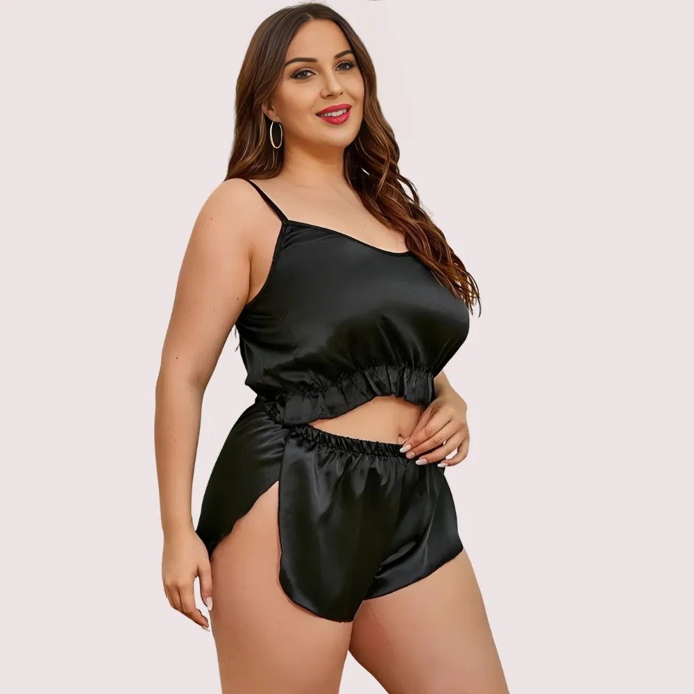55Lg7FsOFDrUzkxfhBYdl3C53hyuF6JQTmV0Q6xc.jpg Luxe Lounge Cami Top & Shorts – Extra Plus Size - Image 1