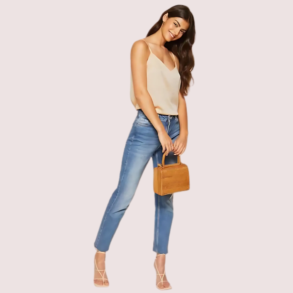 RtH32WIk9sQXNr2oK5VMntQpOlCqfOnYqaQSRxeW.png Radiance Party-Ready Camisole - Image 1