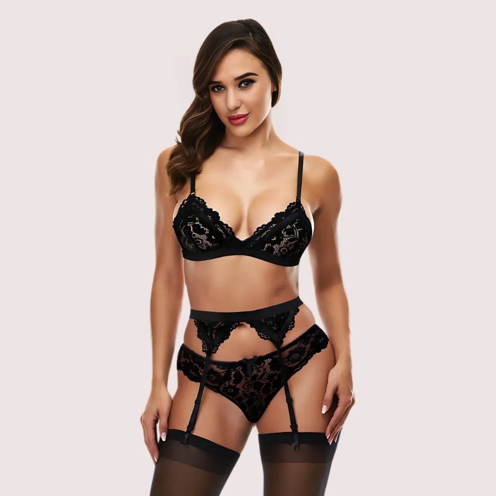f1w8eZVX6riVDusSv7gKckSOSffpBX676JE7PVqp.jpg Crimson Whisper Lace Bra & Garter Set - Image 1