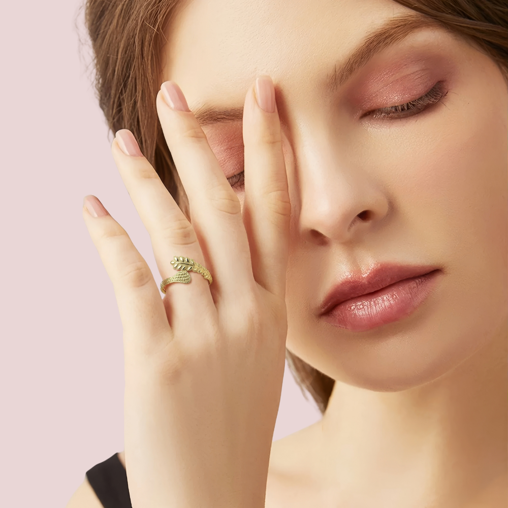 kluayab17PwhkdDYbf5DSUHhxcROljl1luDPIeT2.png Leaf-Inspired Adjustable Gold Ring - Image 1