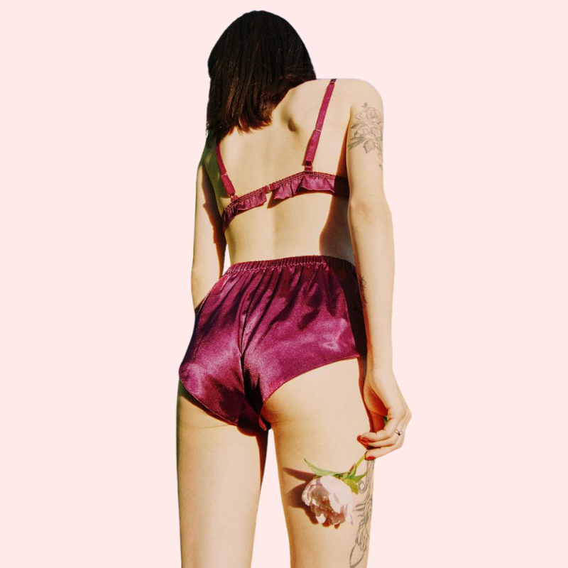 rf0VnmP4P4VCdfsLKOF2tTtJAzk2QwMDUJDFhOKm.png Timeless Pure Silk Satin Lingerie Set for Women - Image 1
